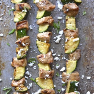 Balsamic Vinegar Chicken and Zucchini Skewers, super simple and healthy!