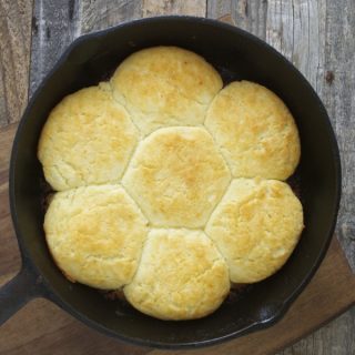 Perfect Honey Ham and Swiss Biscuits! Soft and fluffy and fill of ham and cheese! www.maebells.com