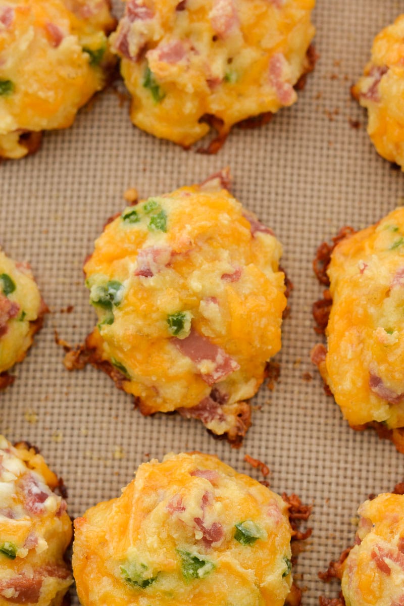 These Cheesy Ham and Jalapeno Puffs have just 1 net carb each, making them perfect for low carb meal prep!