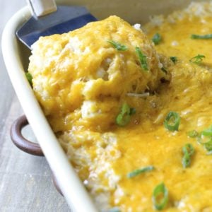 This gluten free Cheesy Chicken & Rice Casserole is a classic comfort food! Super easy and perfect for those picky eaters!