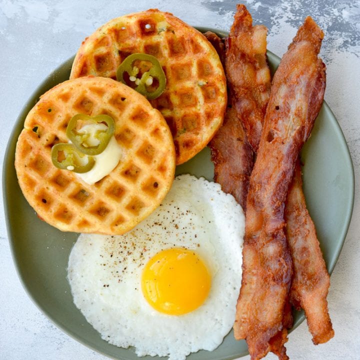  Try these quick and easy Jalapeño Cheddar Cornbread Waffles for a savory breakfast. These cornbread waffles are excellent for making hearty breakfast sandwiches, served with bacon and eggs or a scoop of chili on top!