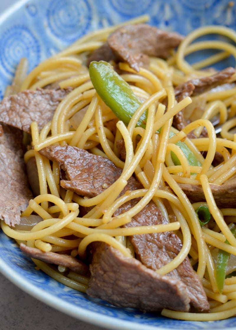 This easy Steak Lo Mein comes together in just 30 minutes! Spicy noodles, steak, and veggies all come together for a hearty dinner the whole family will love!