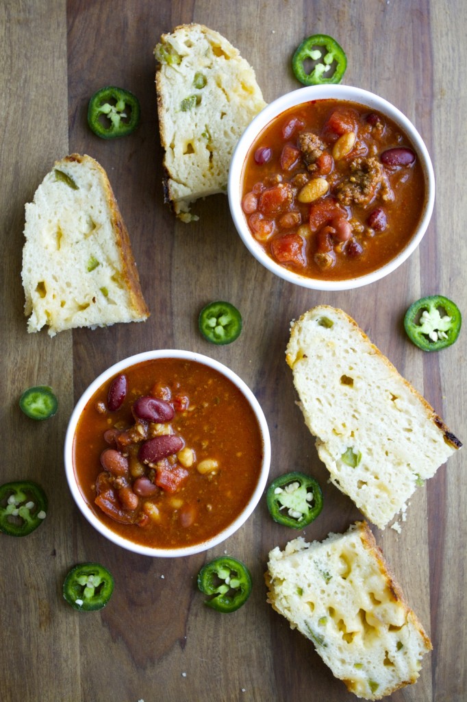 This gluten free Gouda and Jalapeno Bread is perfect for flavor packed sandwiches or serving with your favorite soups! 