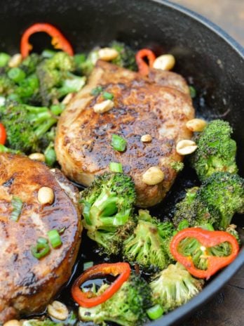 This one pan Asian Pork Chops with Sesame Broccoli is the quick, flavor-packed meal you need for an easy keto weeknight dinner!
