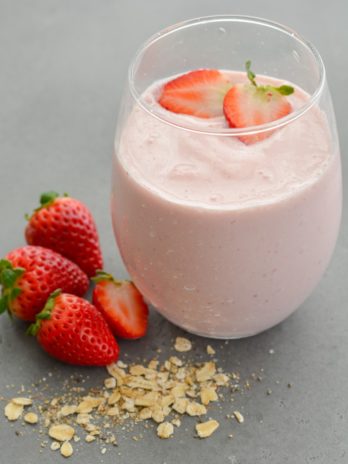 This Strawberry Oatmeal Smoothie comes together in less than 5 minutes and is packed with good-for-you ingredients! Perfect for a quick breakfast or morning snack! 