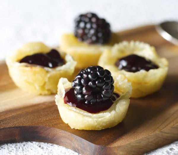 Brie and Blackberry Tarts, these are seriously the easiest appetizer ever! Only FOUR ingredients!