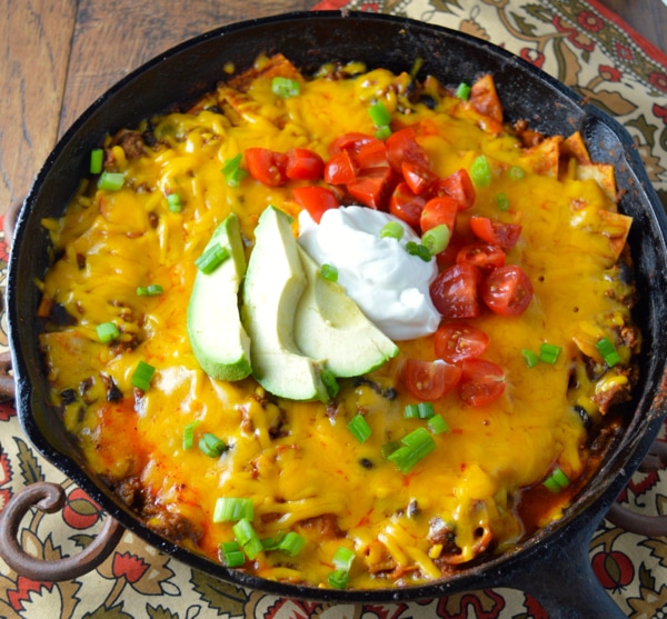 One Pan Easy Cheesy Enchiladas #glutenfree www.maebells.com
