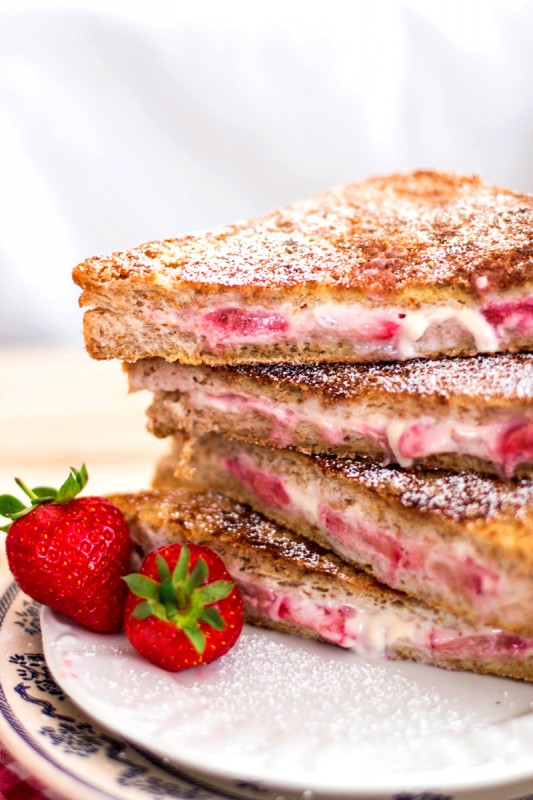 Skinny-Crunchy-Stuffed-French-Toast-11