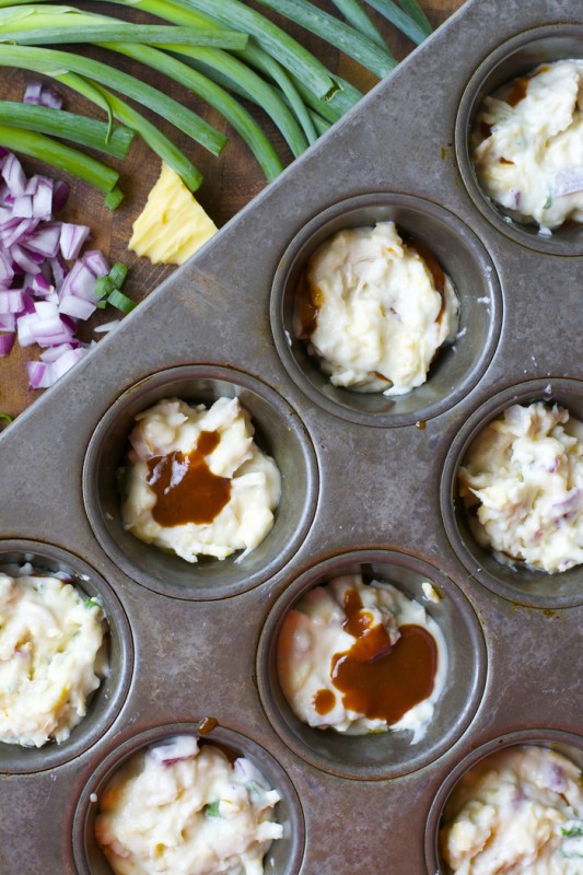 BBQ Chicken Puffs! Packed with shredded chicken, smoked gouda and tangy BBQ sauce! Gluten free! 