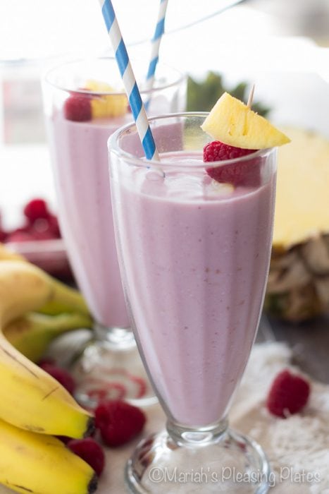 Raspberry-Pina-Colada-Smoothie-3