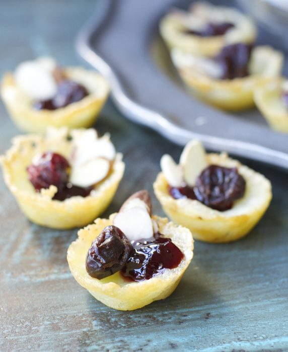 Five ingredient Cherry Brie Bites are the perfect party appetizer!