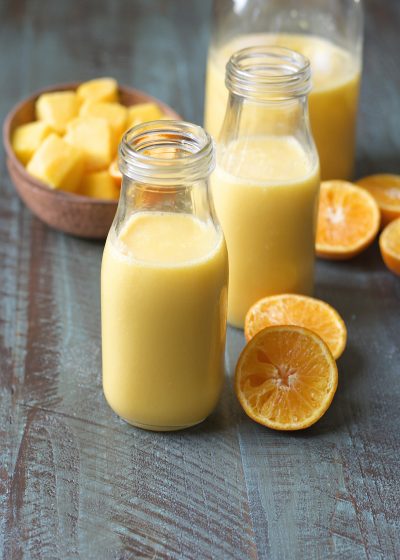 This sweet and creamy Citrus Vanilla Smoothie is packed with orange juice, mango, vanilla and almond milk!