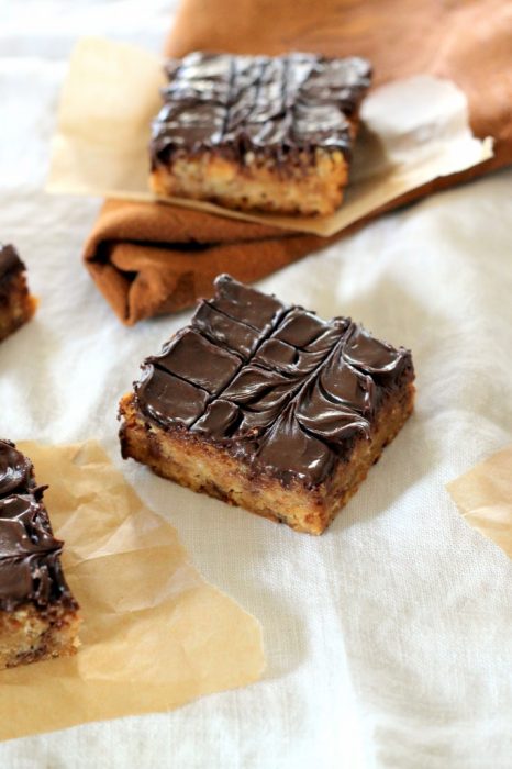 Toffee Ritz Bars