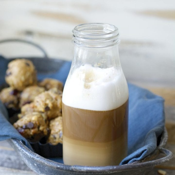 Almond Vanilla Latte