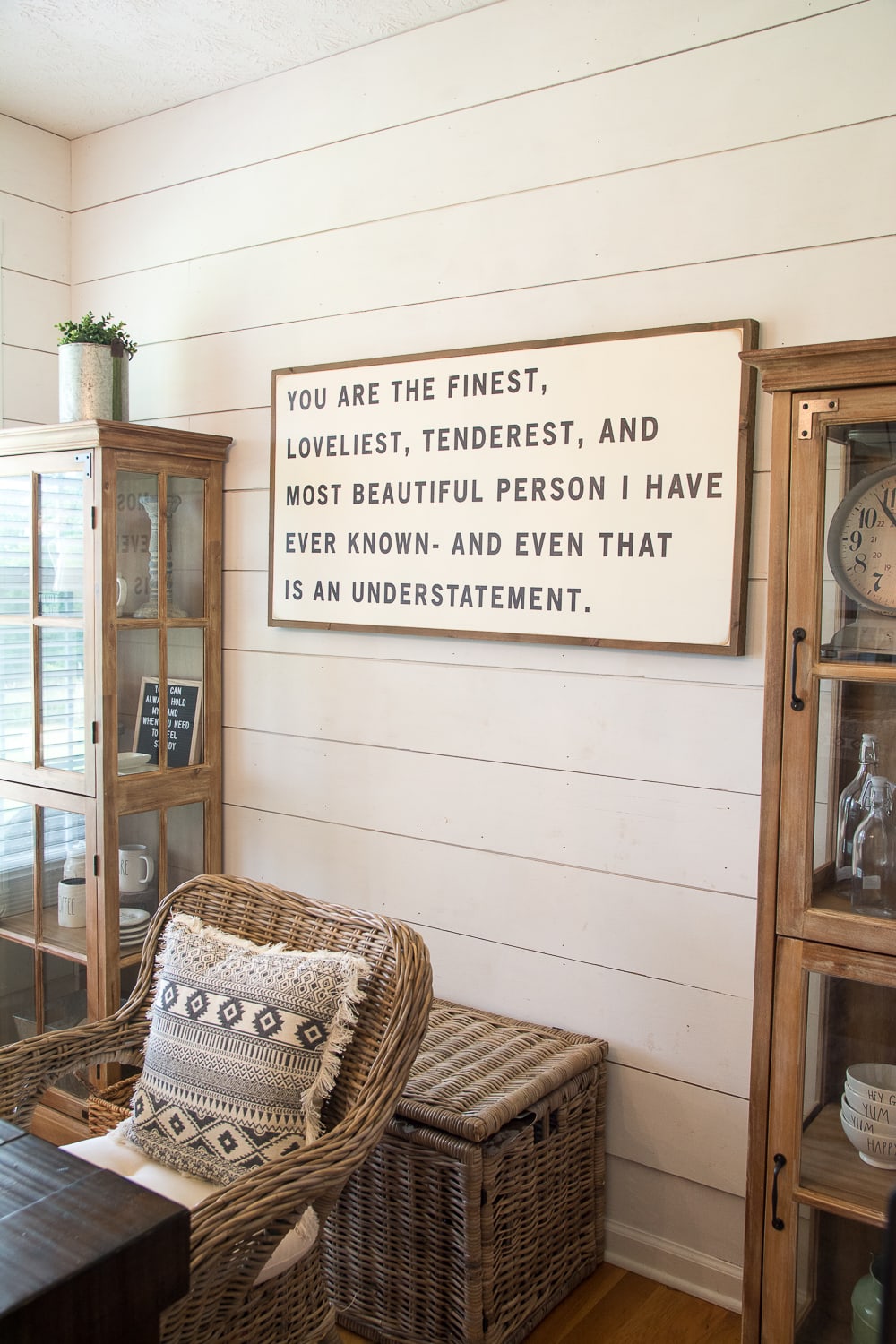 Easy Ways to add Farmhouse Style on a Budget! Affordable farmhouse decor perfect for creating the Fixer Upper look! 