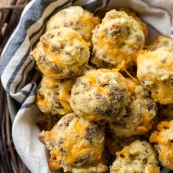 These keto sausage egg and cheese bites are the perfect breakfast on the go. They’re cheesy packed full of protein, and only have one net carb each!