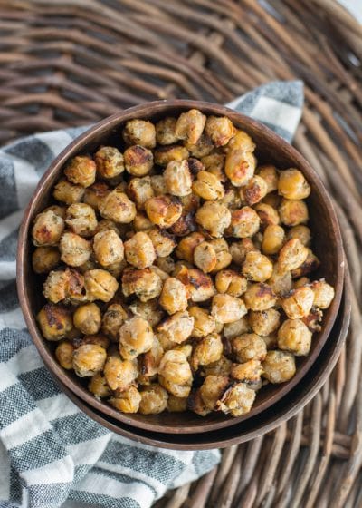 Ranch Roasted Chick Peas are a super easy and healthy snack! A great alternative to chips! #vegetarian #snack #glutenfree