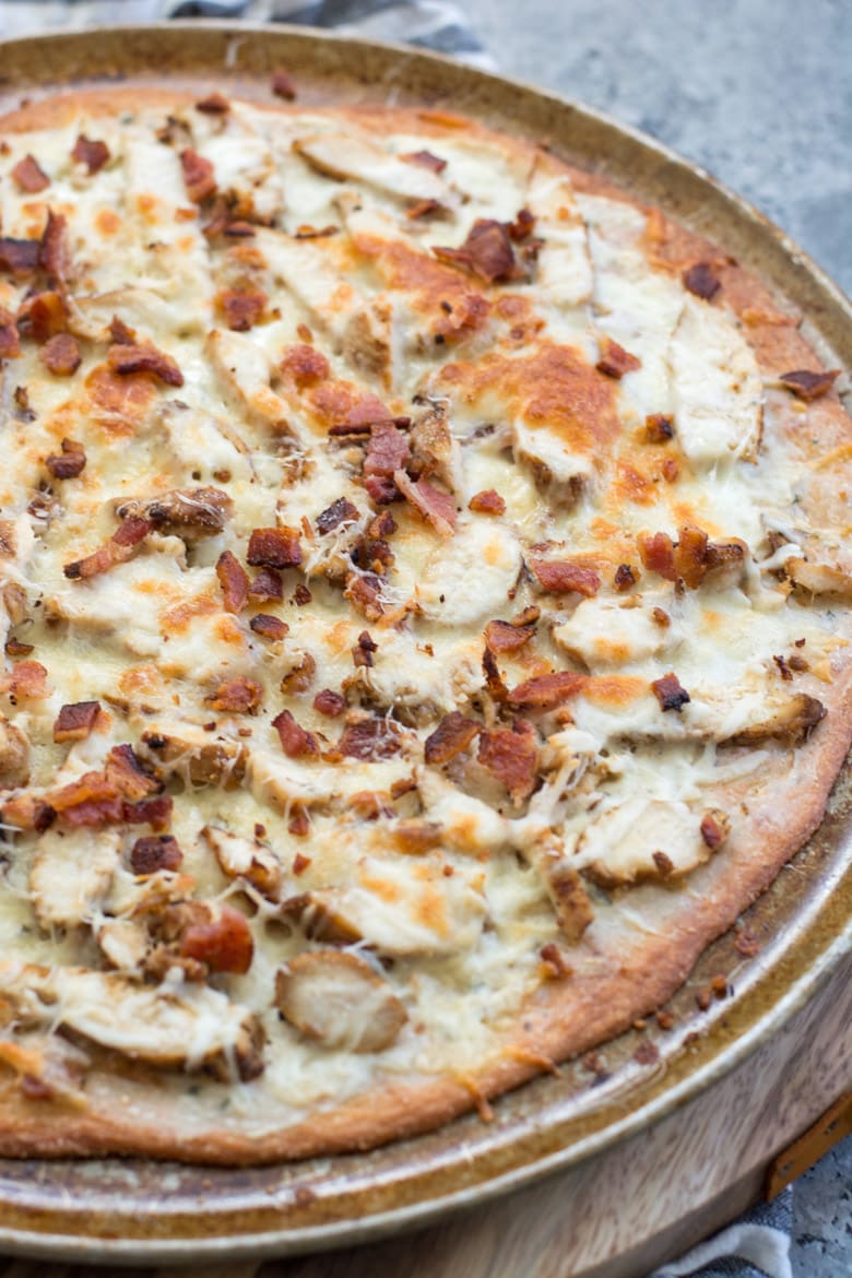 a keto chicken bacon ranch pizza