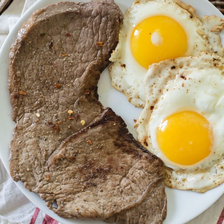 You will want to add these Steak and Eggs to your weekly menu! This keto meal is super low carb, packed with protein and contains only 3 real ingredients!