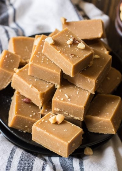 Ultra creamy, three ingredient Keto Peanut Butter Fudge that is only 2 net carbs per slice! #keto