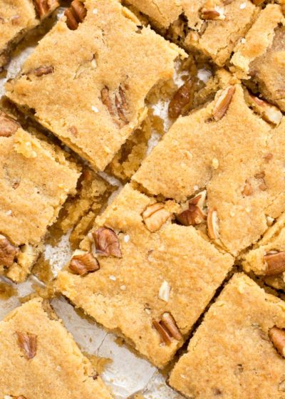 These Keto Butter Pecan Blondies are loaded with rich butter, vanilla and pecans! This is the perfect low carb dessert at about 2.5 net carbs per slice!  #keto
