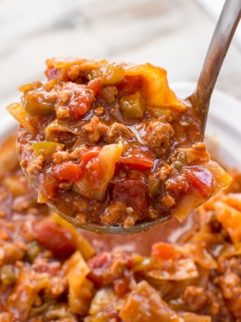 This Slow Cooker Cabbage Roll Soup is the perfect easy keto soup! At just under 6 net carbs and packed with meat and vegetables this is a low carb soup you'll enjoy all season long! #keto