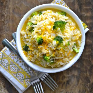 This Creamy Broccoli Cheddar Rice is the perfect easy one pan side dish that is loaded with tender broccoli and sharp cheddar cheese. This easy gluten free side is perfect for even your pickiest eaters!