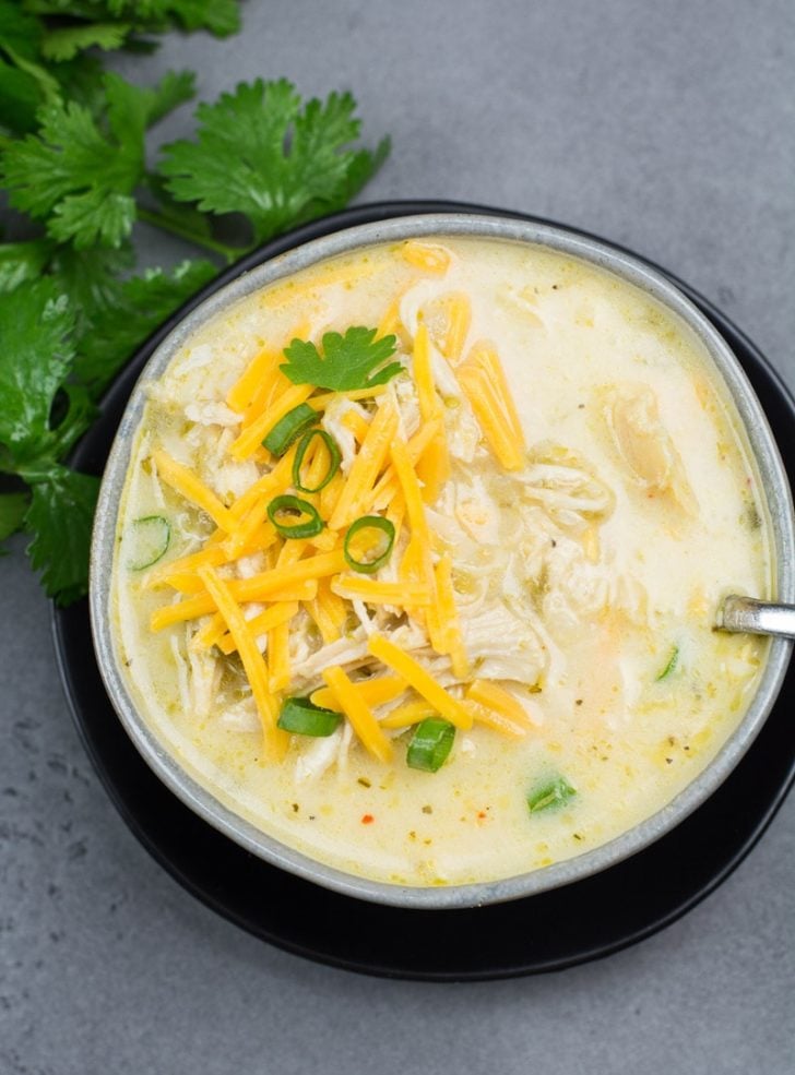 Keto White Chicken Chili (Instant Pot and Slow Cooker) - Maebells