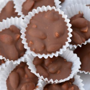 This Chocolate Almond Keto Crock Pot Candy is the perfect make-ahead dessert! Only 4 ingredients required, easy to store, and under 2 net carbs per piece! 