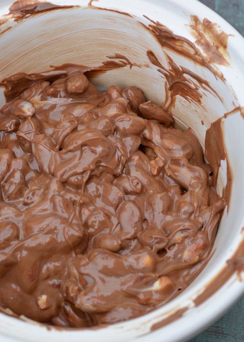 This Chocolate Almond Keto Crock Pot Candy is the perfect make-ahead dessert! Only 4 ingredients required, easy to store, and under 2 net carbs per piece! 