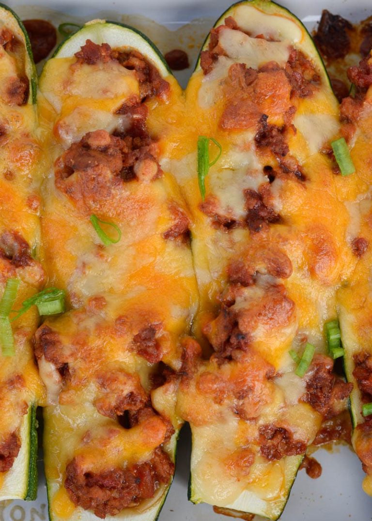 Chili Cheese Stuffed Zucchini Boats (keto + low carb) Maebells