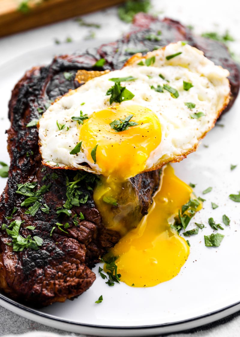 You will want to add these Steak and Eggs to your weekly menu! This keto meal is super low-carb, packed with protein, and contains only 3 real ingredients! 