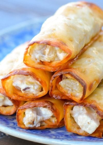 These Keto Green Chile Chicken Taquitos are the perfect easy, cheesy, low-carb snack! Less than one net carbs for three taquitos and ready in under 10 minutes!