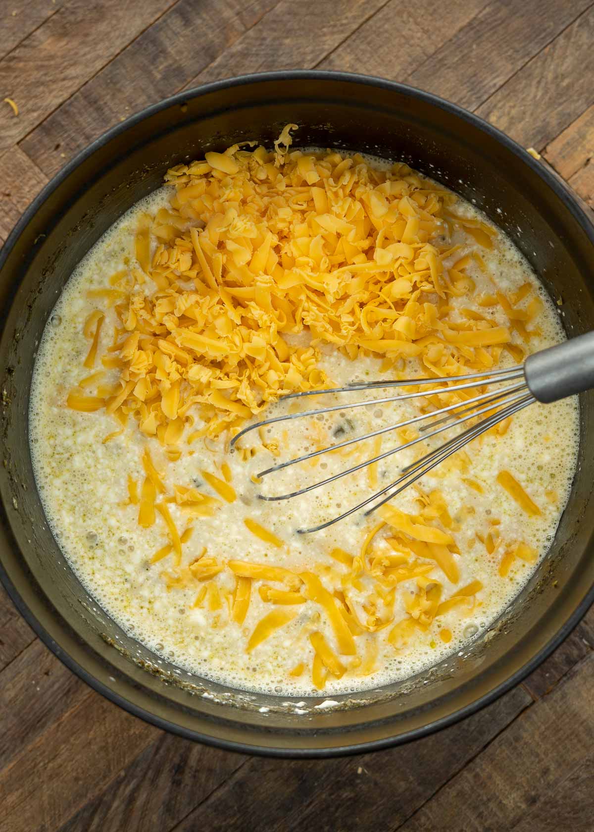 This Cheesy Jalapeno Chicken Soup has all the flavor of a jalapeno popper but in a creamy, hearty soup! Enjoy a serving of this keto-friendly soup for about 6 net carbs!