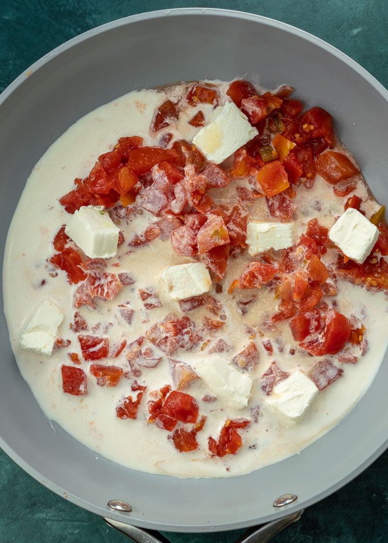 Cheesy Rotel Chicken - Maebells