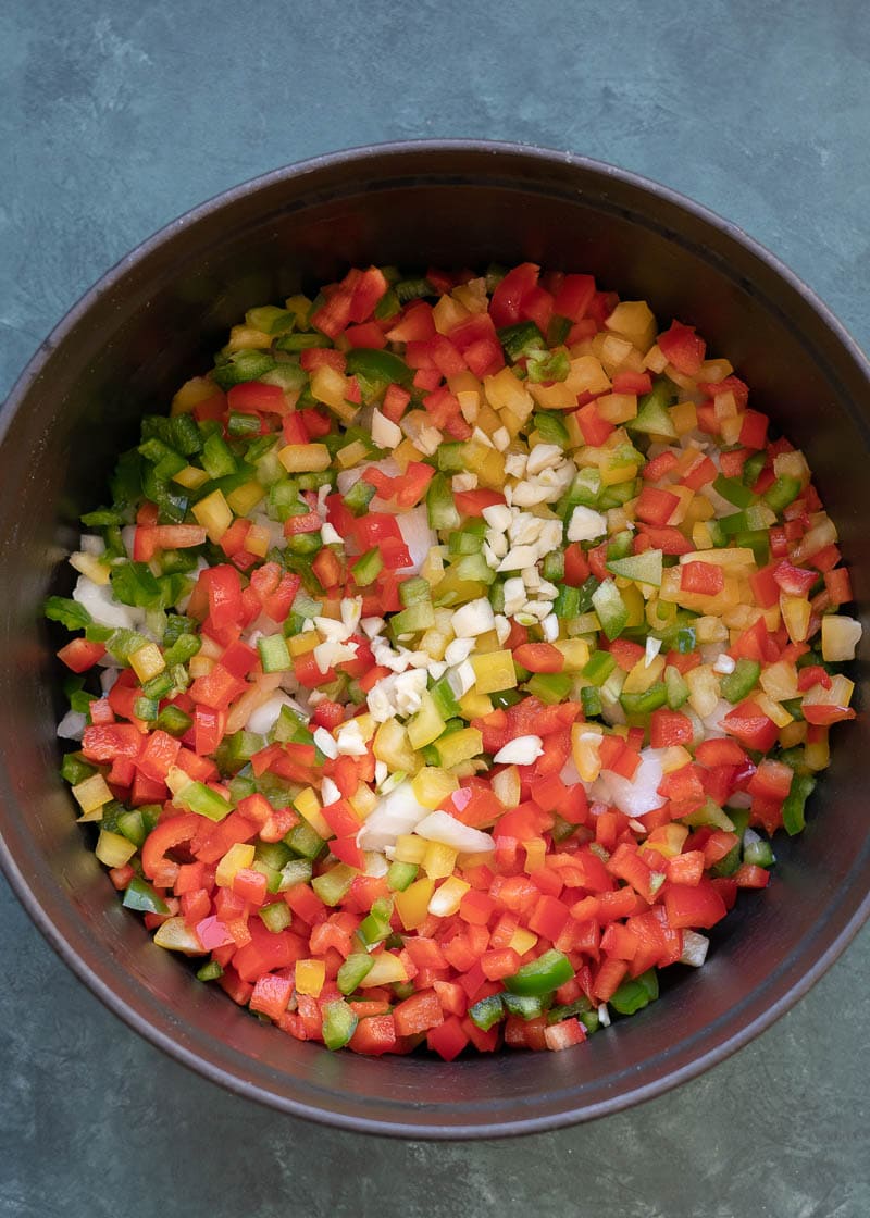 This delicious Chicken Fajita Soup is full of flavor and under 7 net carbs! Tender veggies, a spicy broth, and juicy chicken make this the BEST soup this season!