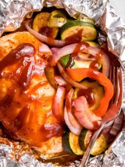 BBQ chicken and vegetables in foil
