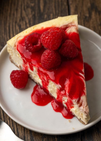 raspberry cheesecake on plate