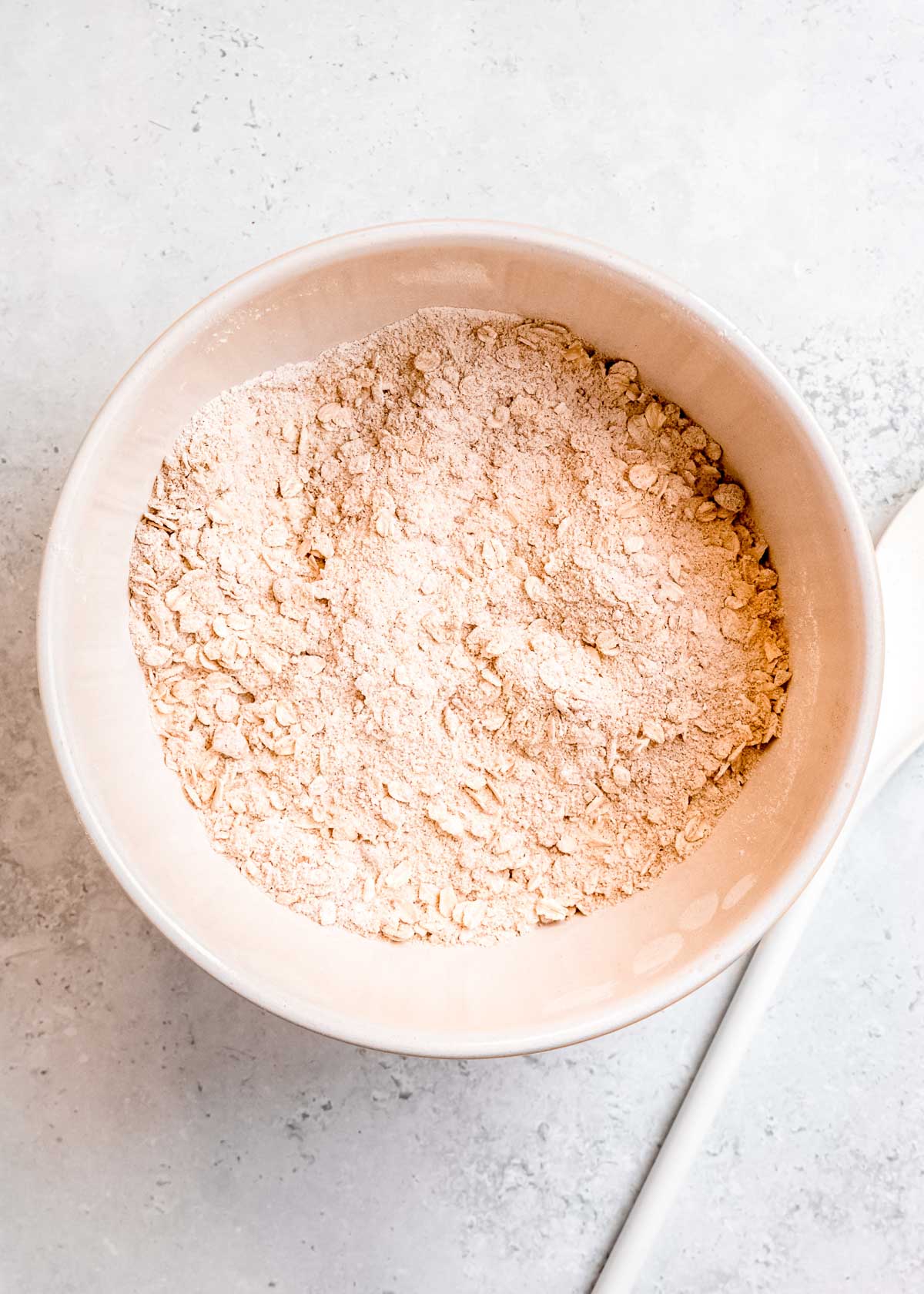 apple butter bar dry ingredients mixed in a bowl