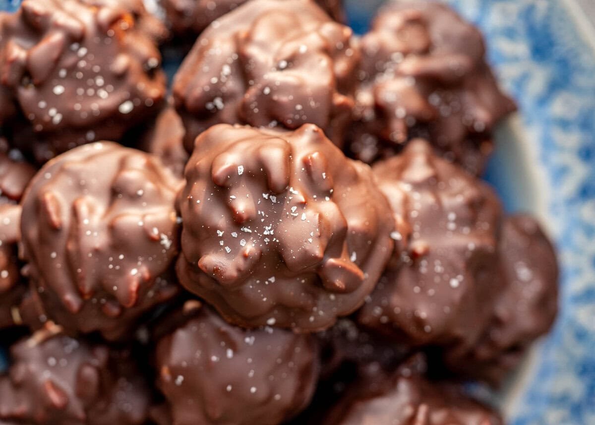 horizontal image showing a stack of perfect turtle candy